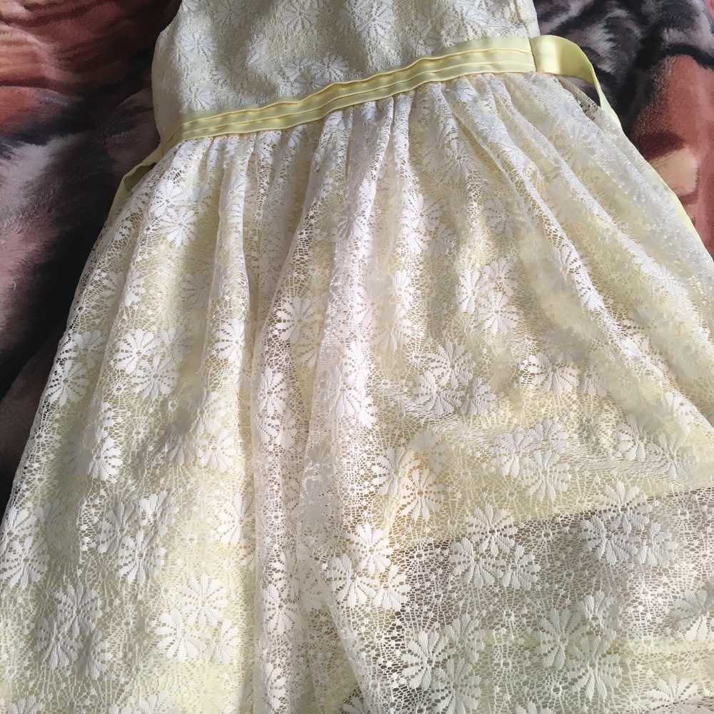 stunning yellow dress